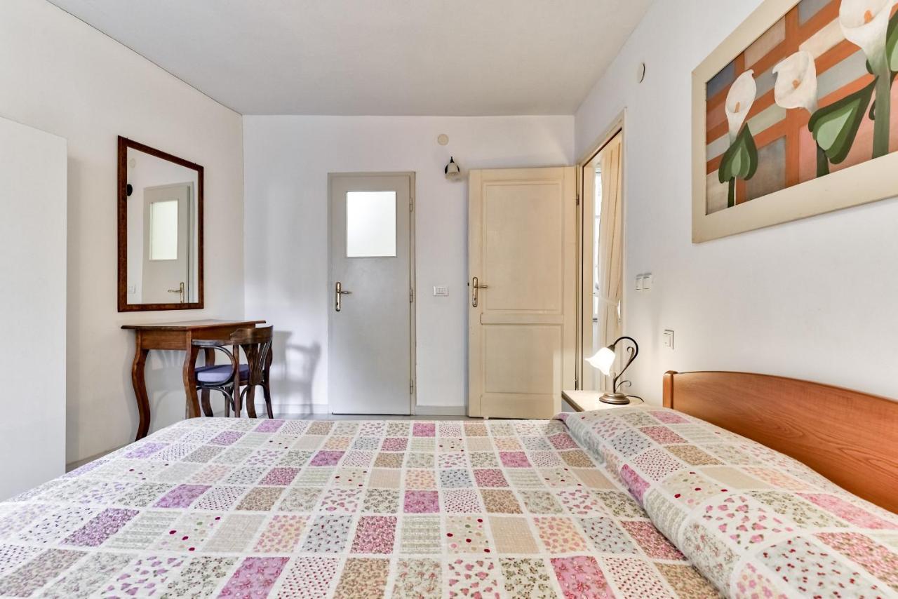 Accomodation Gina ซาดาร์ ภายนอก รูปภาพ